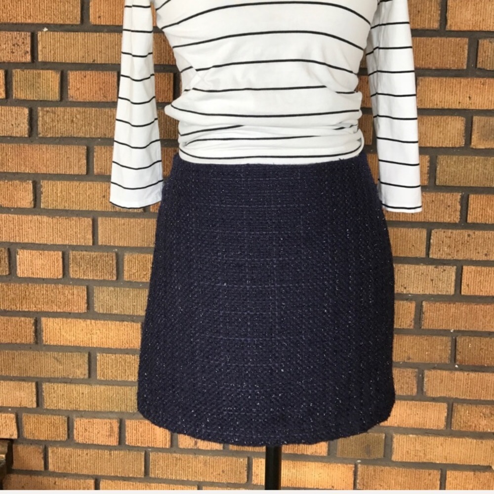 Victoria's Secret mini skirt navy blue plaid tweed - Picture 2 of 9